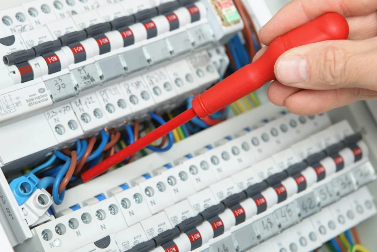 Dépannage électrique d'urgence à Agde