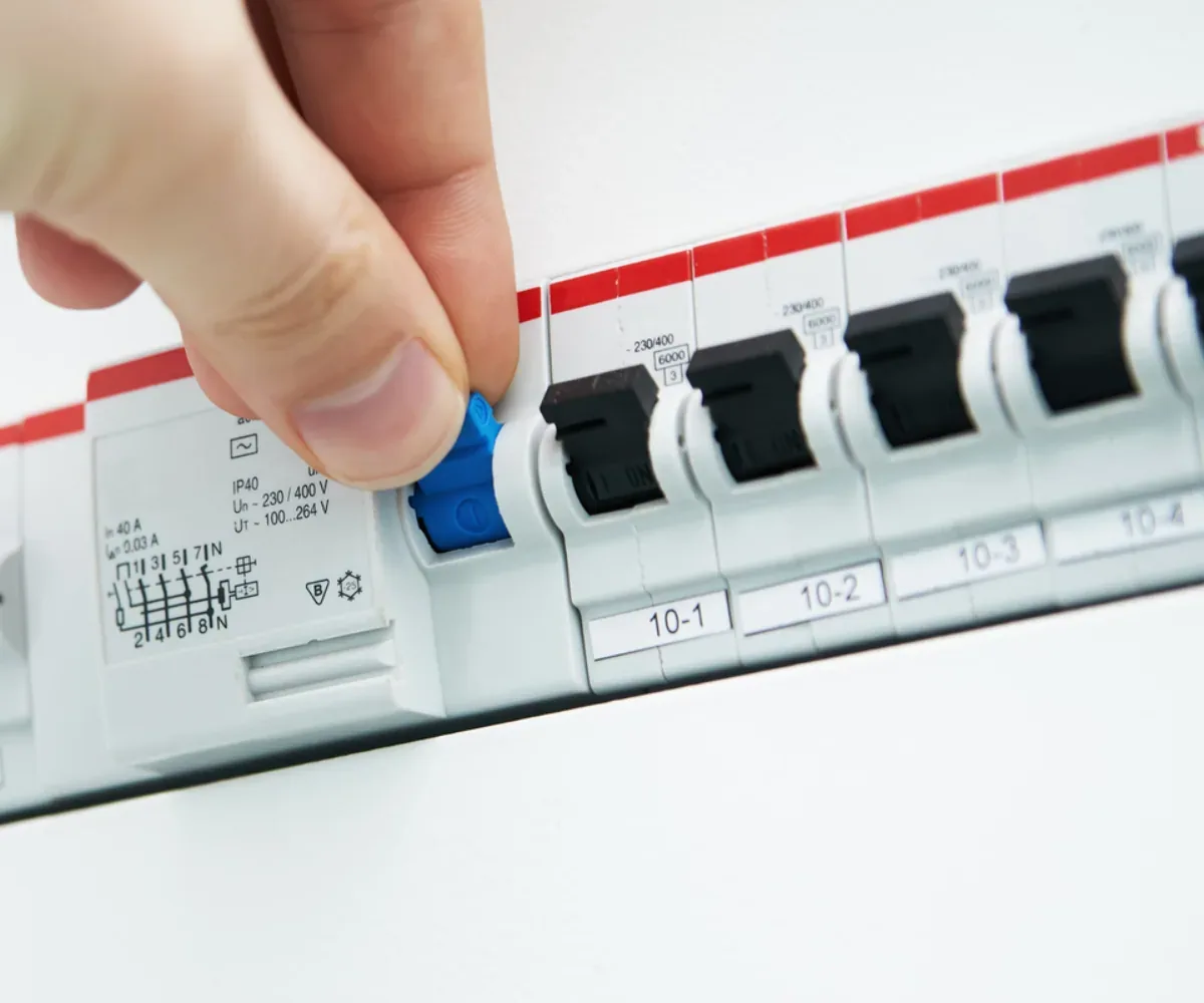 Diagnostic électrique obligatoire à Agde